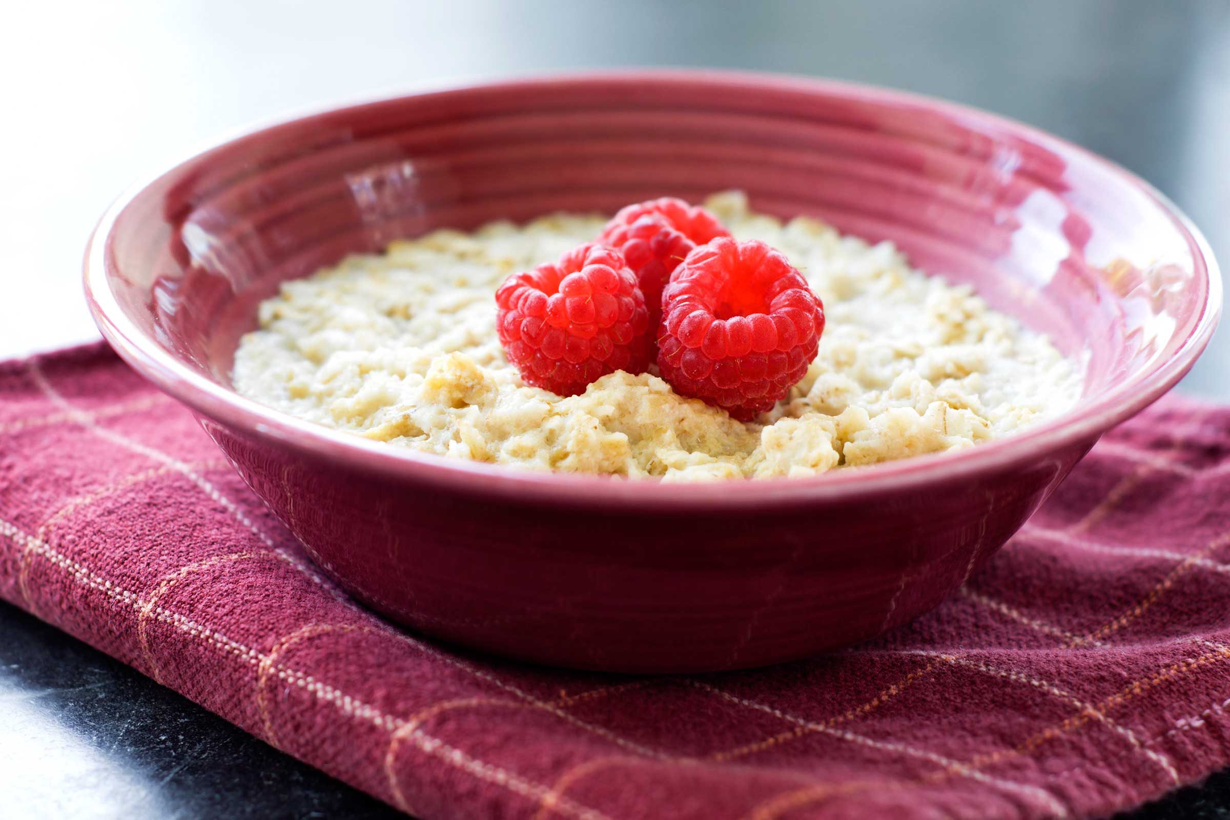 oatmeal with raspberries
