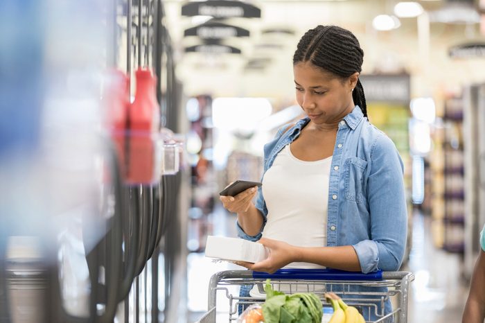 woman grocery shopping