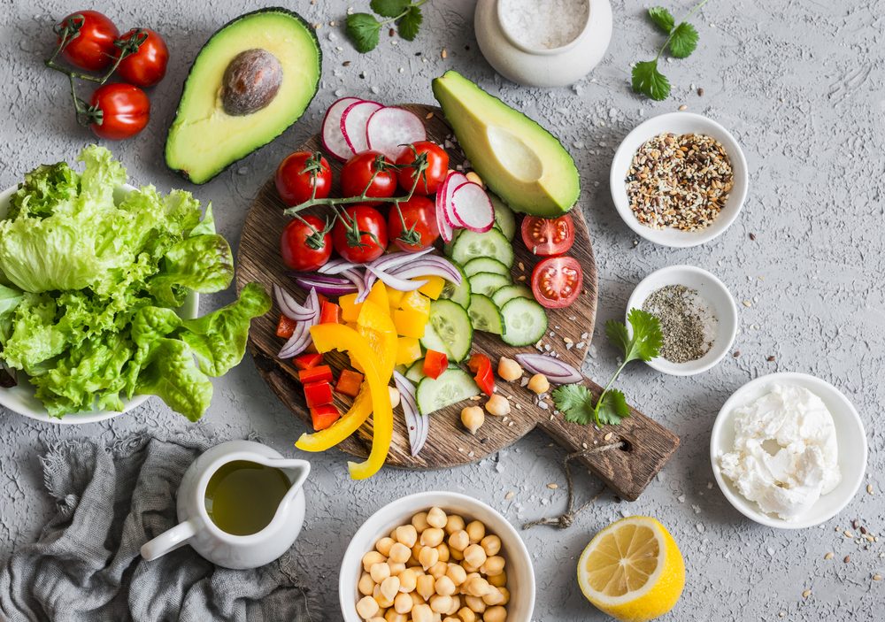 avocados, tomatoes, chickpeas, lettuce, lemons, peppers