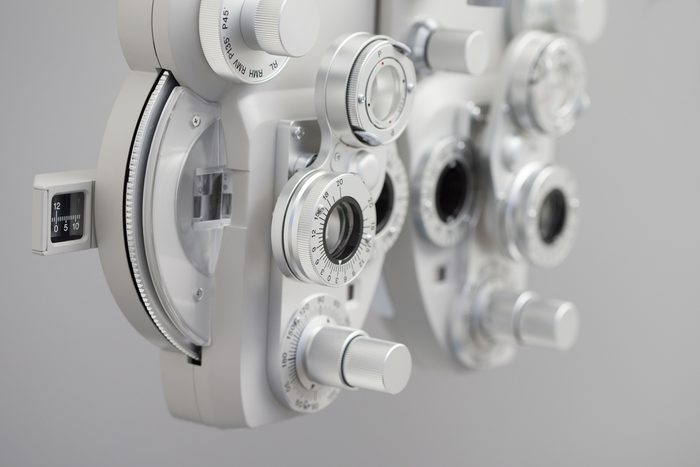 Phoropter, ophthalmic testing device machine