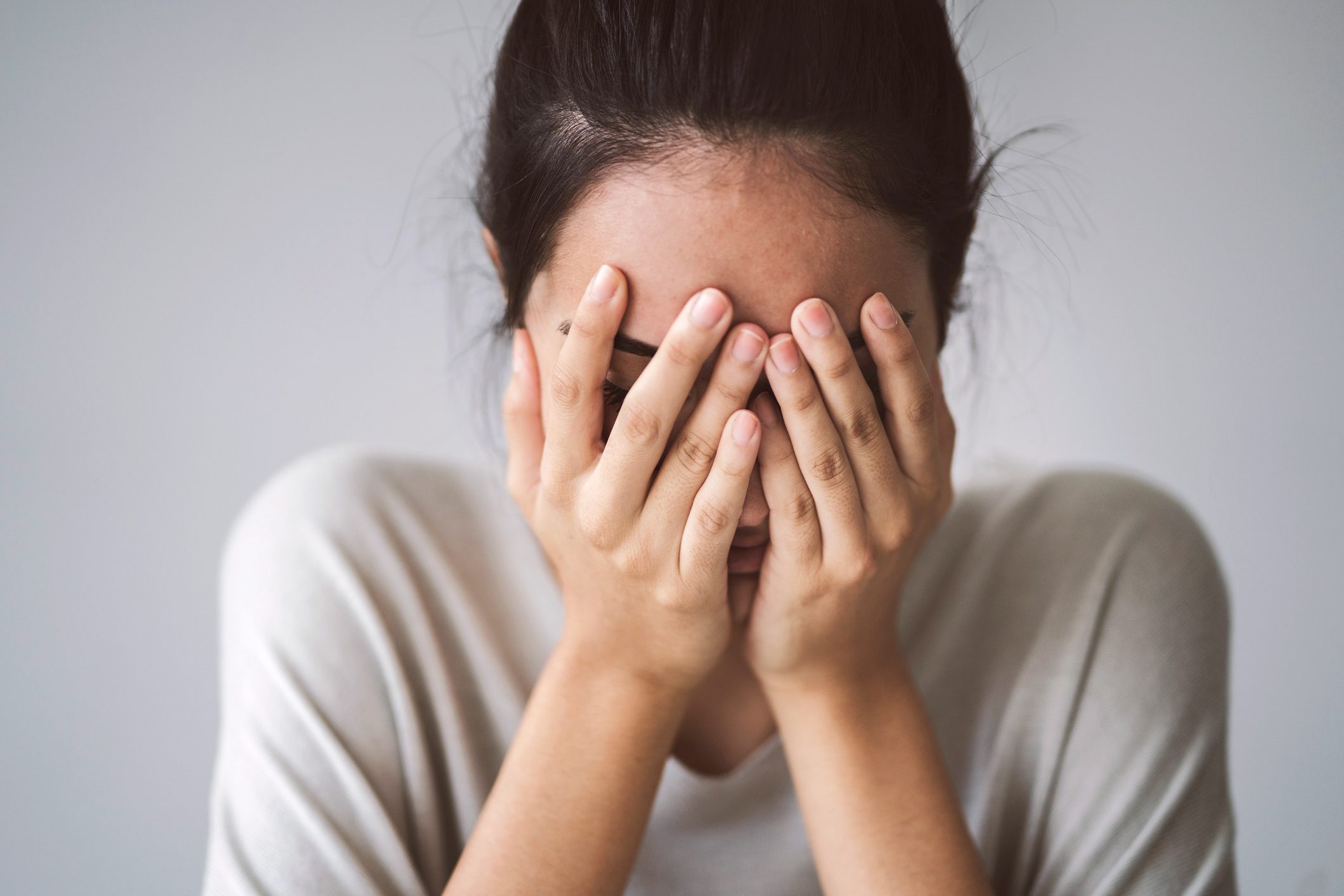 woman feeling anxious