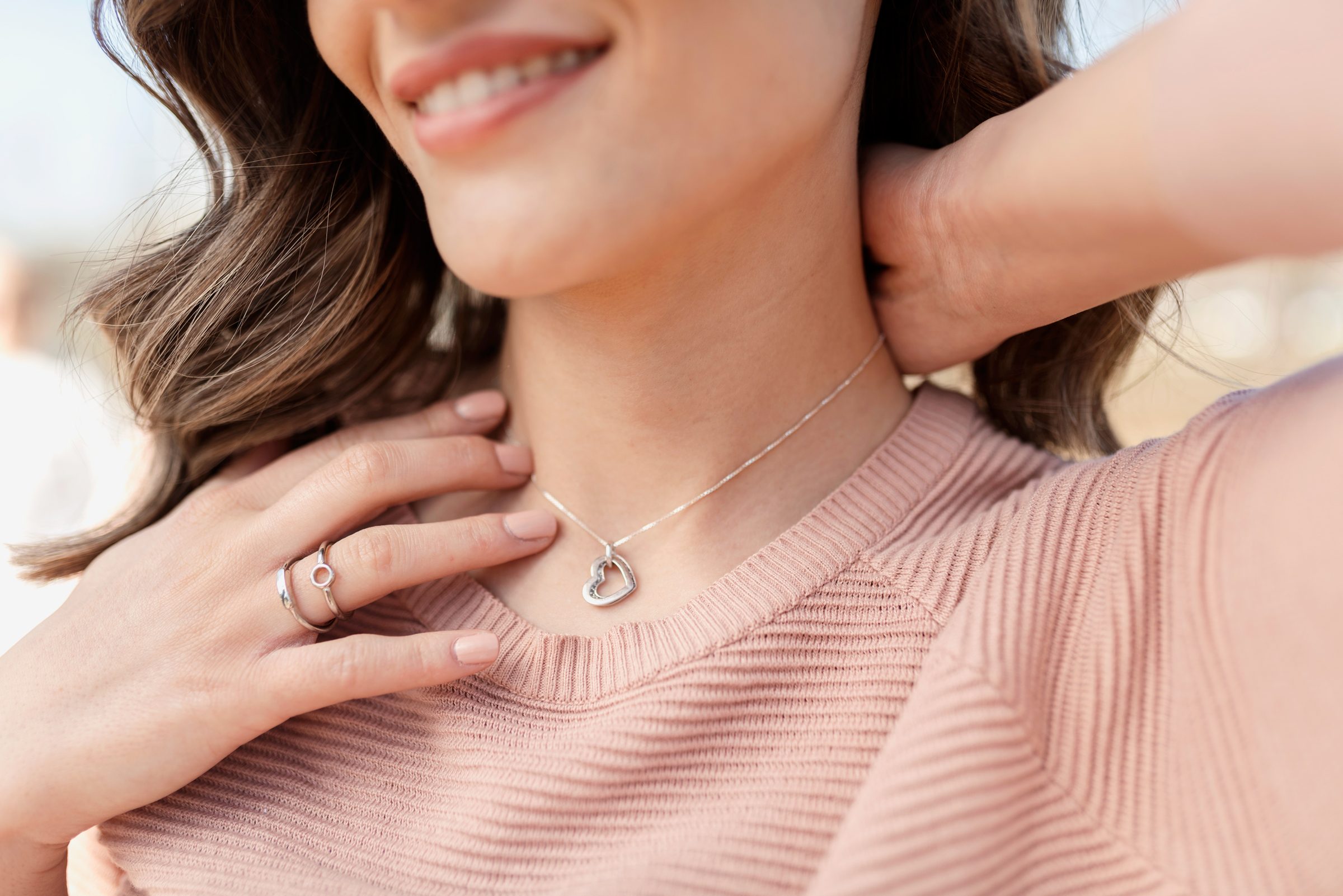 Th Valentine Jewelery Gettyimages 1372149793 Jvedit