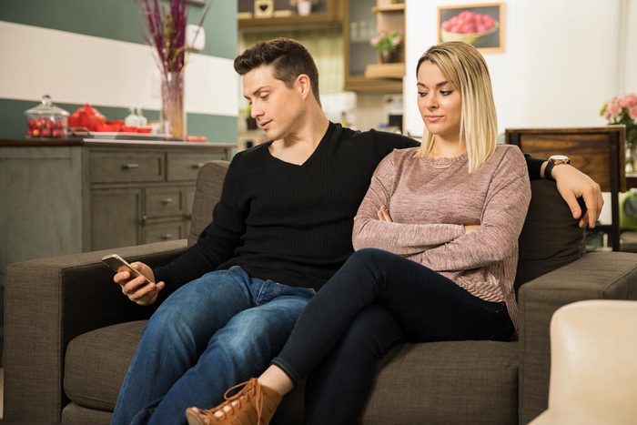 10 Red Flags In Men To Watch Out For